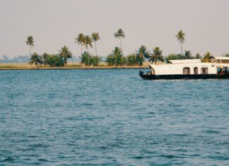 DETAILED TOUR GUIDE TO KUMARAKOM – TRULY GOD’S OWN COUNTRY Kumarakom